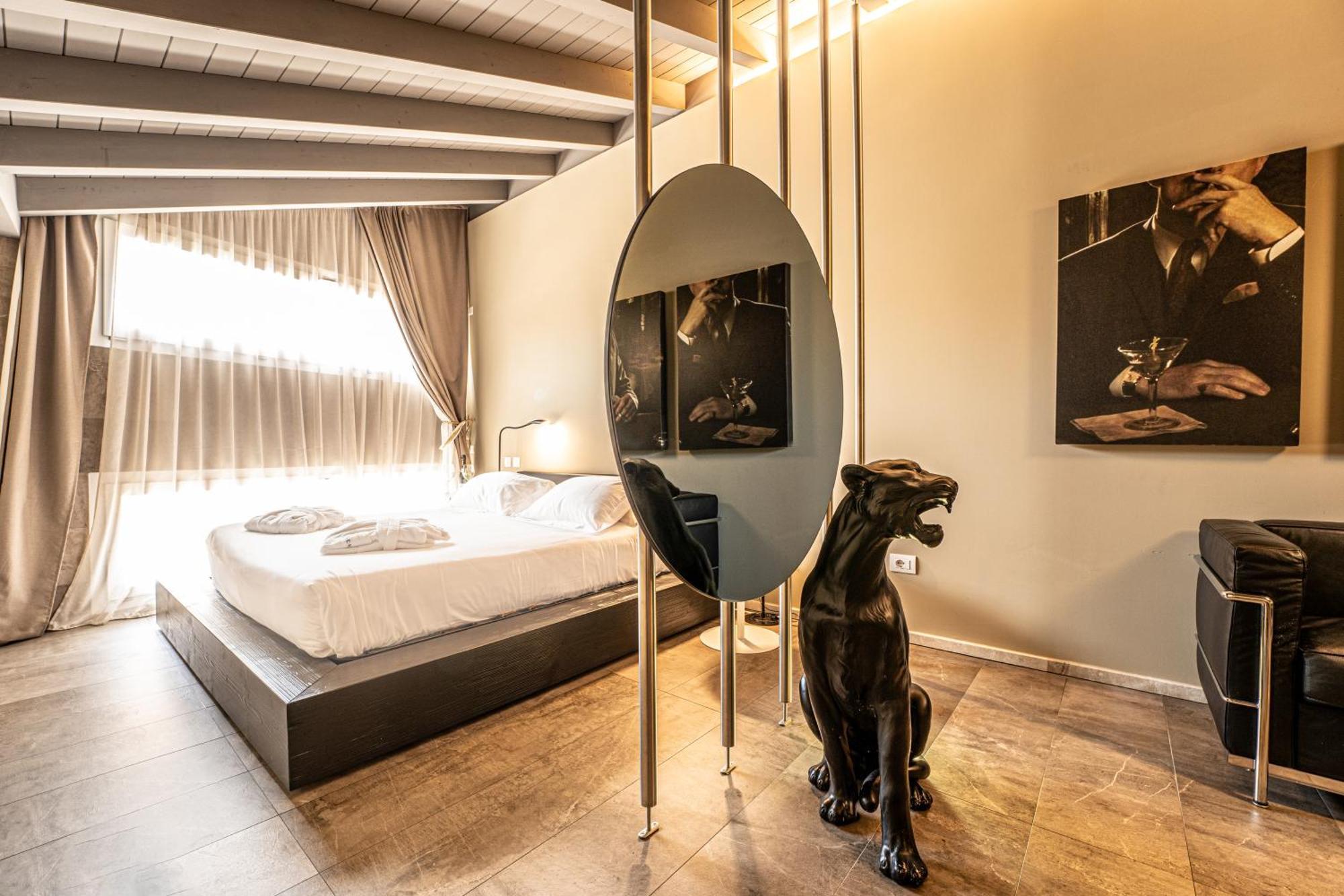 Neko Boutique Hotel Cagliari Værelse billede